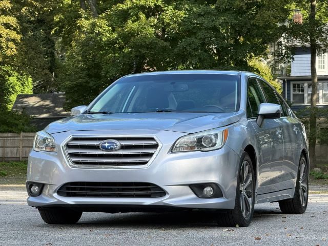 2015 Subaru Legacy 3.6R Limited AWD photo