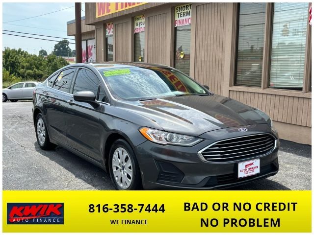 2019 Ford Fusion S FWD photo