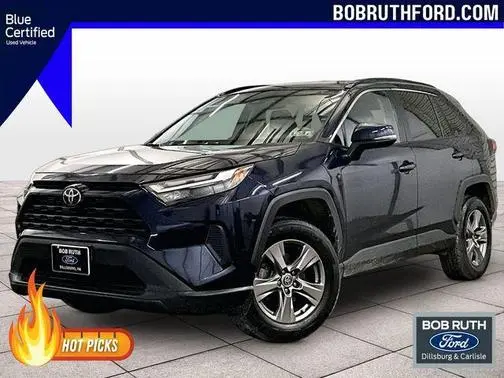 2022 Toyota RAV4 XLE AWD photo