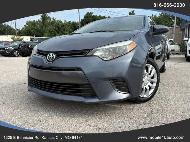 2015 Toyota Corolla L FWD photo