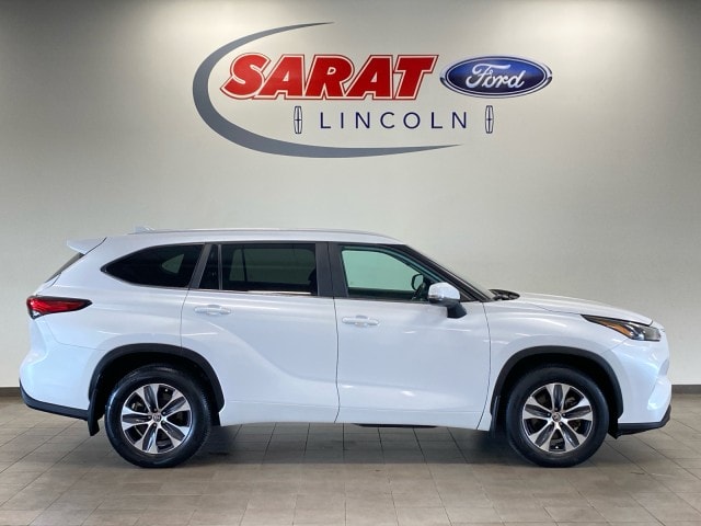 2023 Toyota Highlander XLE AWD photo