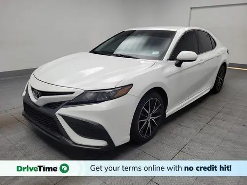 2022 Toyota Camry SE FWD photo