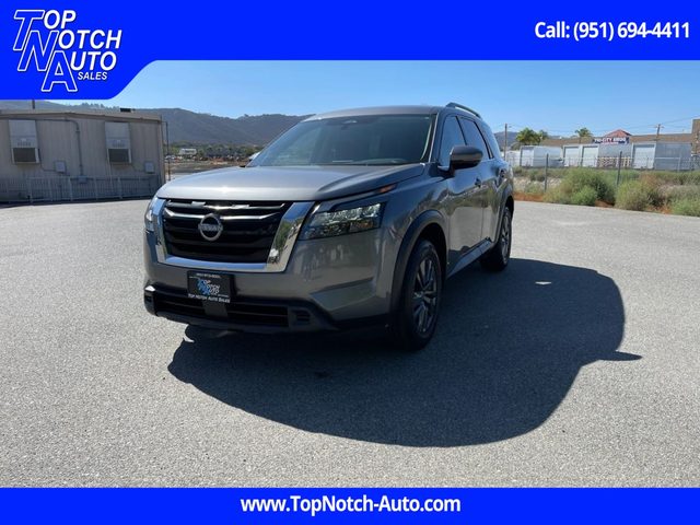 2023 Nissan Pathfinder SV FWD photo