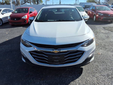 2022 Chevrolet Malibu LT FWD photo