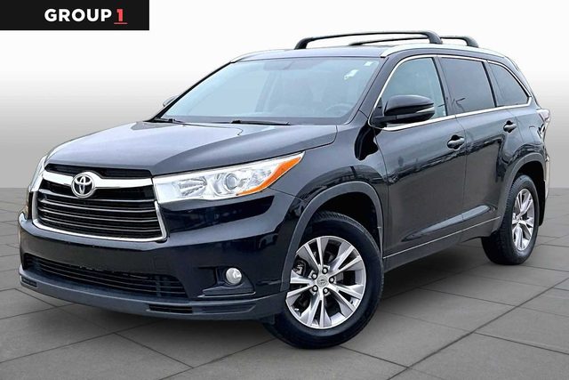 2015 Toyota Highlander XLE AWD photo