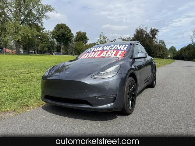 2021 Tesla Model Y Standard Range RWD photo