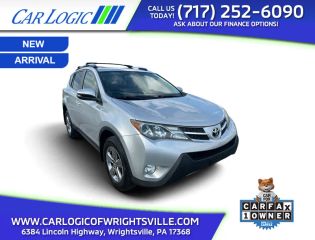2015 Toyota RAV4 XLE FWD photo