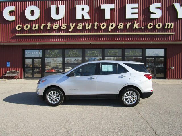 2019 Chevrolet Equinox LS AWD photo