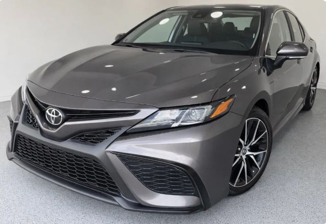 2022 Toyota Camry SE FWD photo