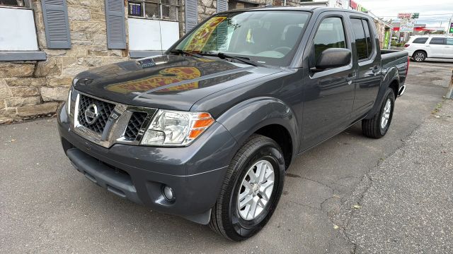 2015 Nissan Frontier SV RWD photo