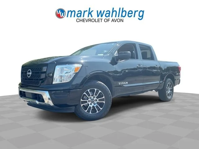 2023 Nissan Titan SV 4WD photo