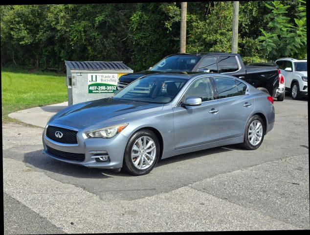 2015 Infiniti Q50 RWD photo