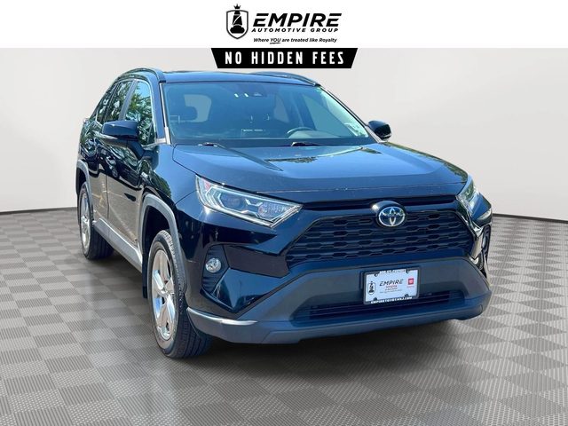 2021 Toyota RAV4 Hybrid XLE Premium AWD photo
