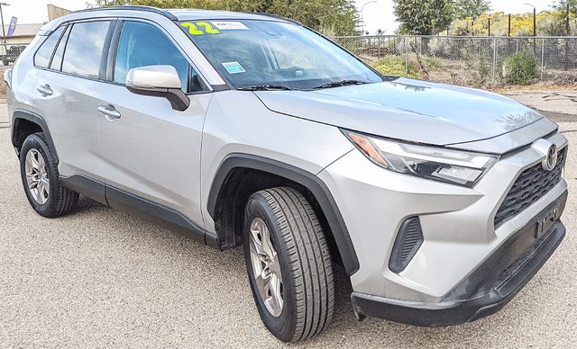 2022 Toyota RAV4 XLE AWD photo