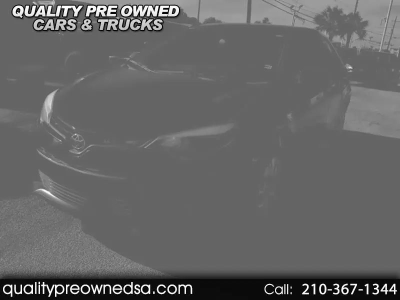2015 Toyota Corolla L FWD photo