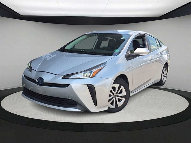 2022 Toyota Prius L Eco FWD photo