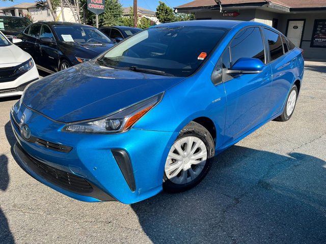 2022 Toyota Prius LE FWD photo
