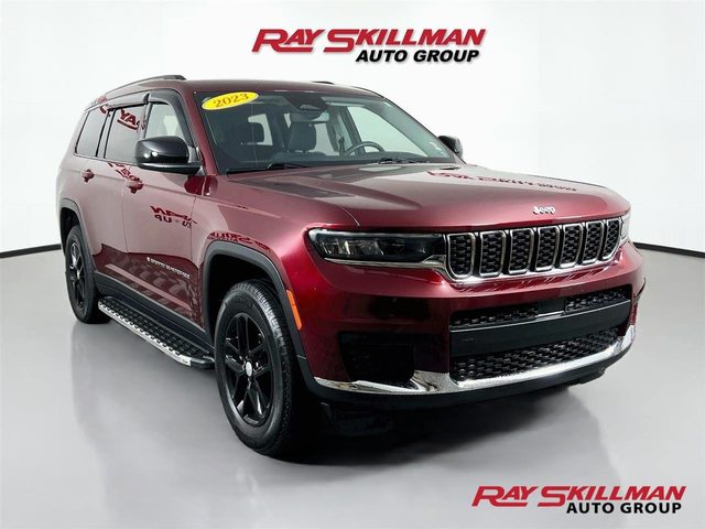 2023 Jeep Grand Cherokee L Laredo 4WD photo