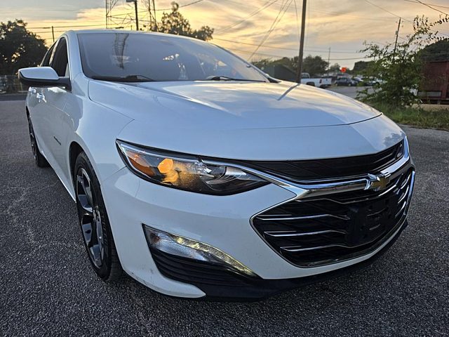 2022 Chevrolet Malibu LT FWD photo