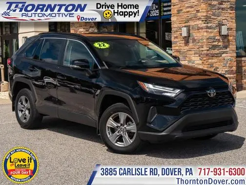 2022 Toyota RAV4 XLE AWD photo