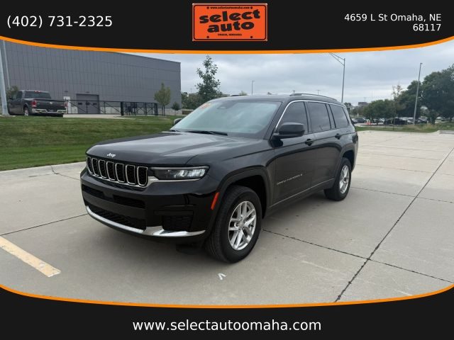 2023 Jeep Grand Cherokee L Laredo 4WD photo