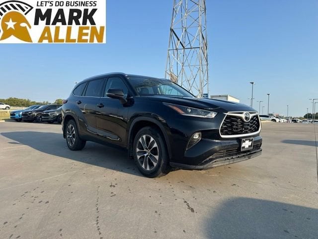 2021 Toyota Highlander XLE AWD photo