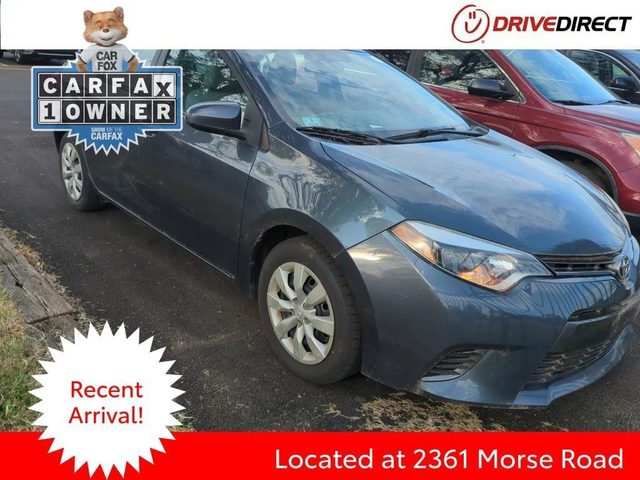 2015 Toyota Corolla LE FWD photo