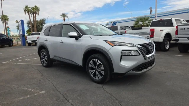 2023 Nissan Rogue SV AWD photo