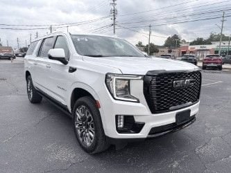 2023 GMC Yukon XL Denali Ultimate 4WD photo