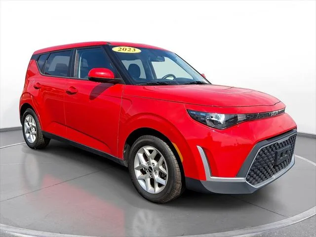 2023 Kia Soul LX FWD photo