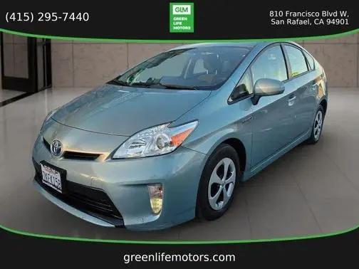 2015 Toyota Prius Four FWD photo
