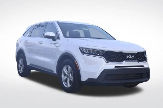 2023 Kia Sorento LX FWD photo