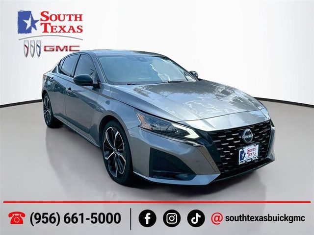 2023 Nissan Altima 2.5 SR FWD photo