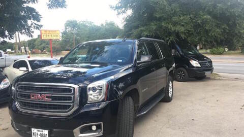 2017 GMC Yukon XL SLE 4WD photo