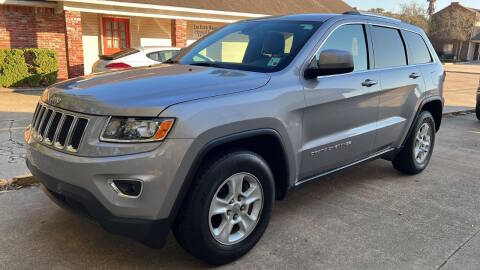 2016 Jeep Grand Cherokee Laredo RWD photo