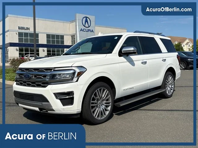 2022 Ford Expedition Platinum 4WD photo