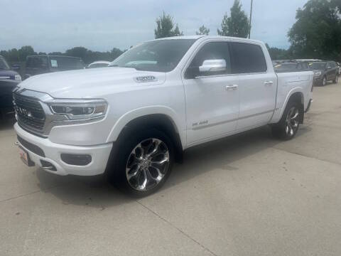 2019 Ram 1500 Limited 4WD photo