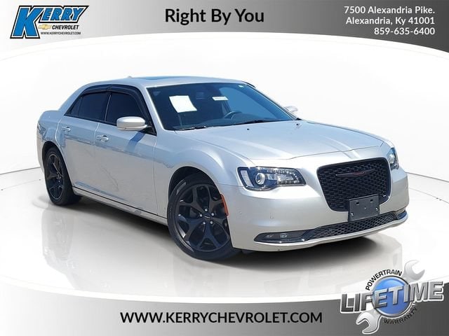 2022 Chrysler 300 300S RWD photo