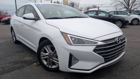 2020 Hyundai Elantra SEL FWD photo
