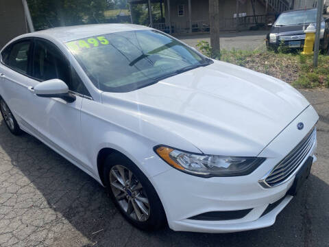 2017 Ford Fusion SE FWD photo