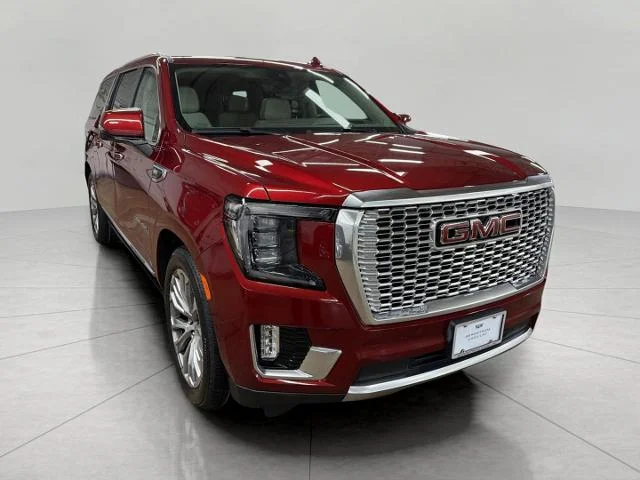 2021 GMC Yukon XL Denali 4WD photo
