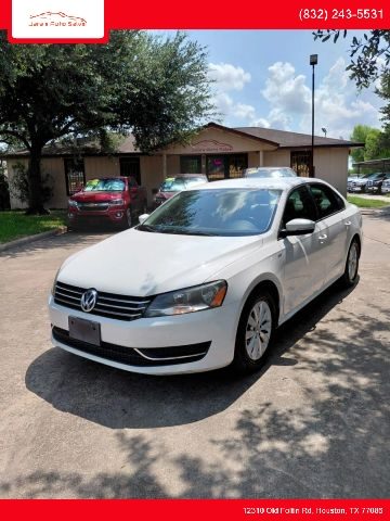2015 Volkswagen Passat 1.8T Wolfsburg Ed FWD photo