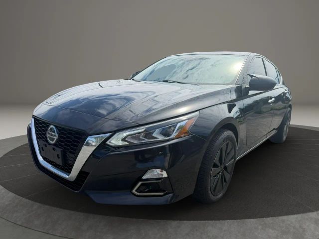 2021 Nissan Altima 2.5 SV AWD photo