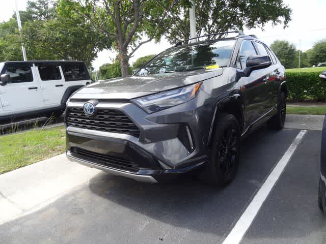2022 Toyota RAV4 Hybrid XSE AWD photo