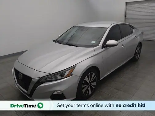 2022 Nissan Altima 2.5 SV FWD photo
