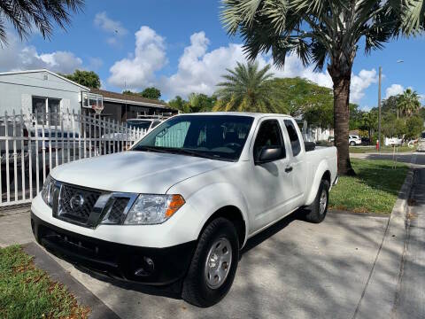 2015 Nissan Frontier SV RWD photo