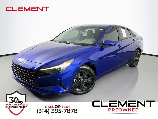 2022 Hyundai Elantra SEL FWD photo