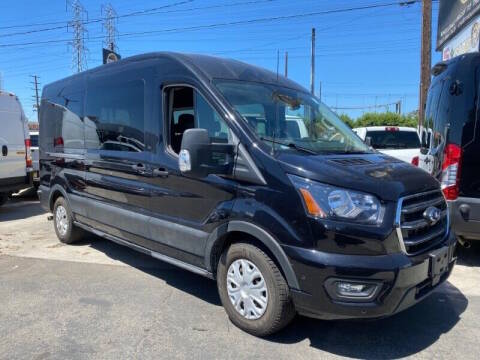 2020 Ford Transit Passenger Wagon XLT RWD photo