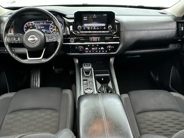2022 Nissan Pathfinder SV 4WD photo