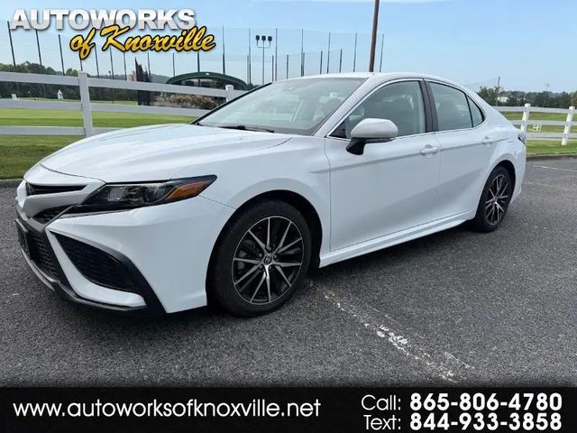 2023 Toyota Camry SE FWD photo